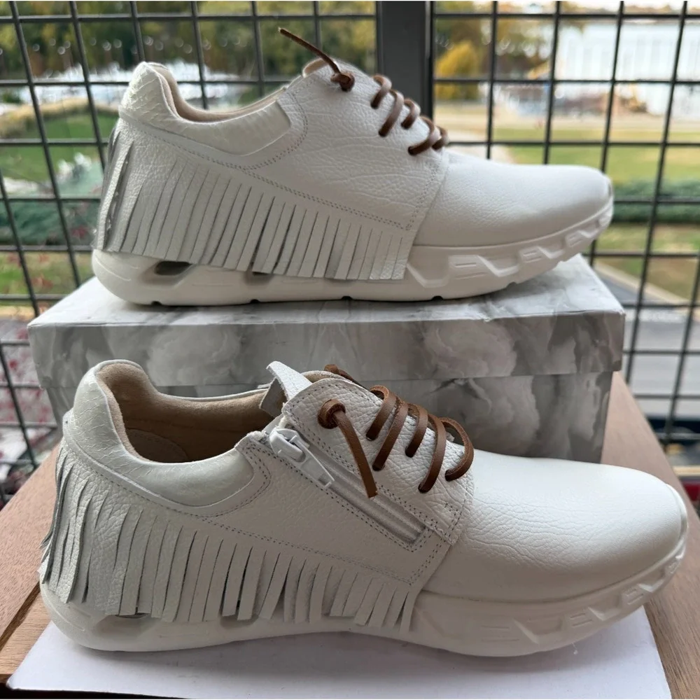 Vaneli brown Lace Up Fringe Sneakers white Comfy sporty Boho Western Sz-7 .5